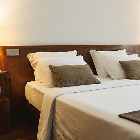 Douro Scala Hotel Mesao Frio Ngoại thất bức ảnh A bed