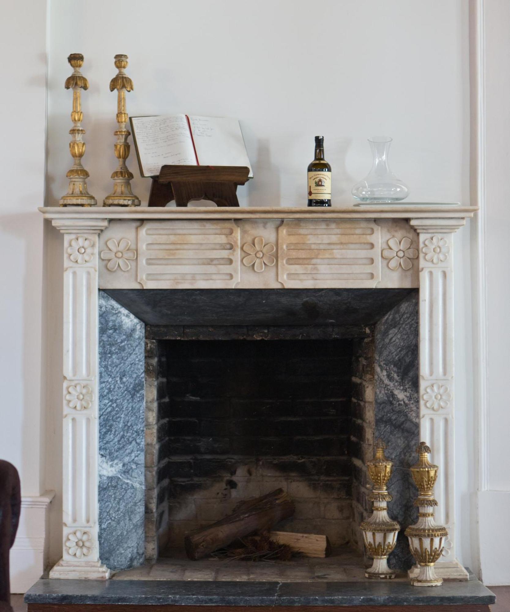 Douro Scala Hotel Mesao Frio Ngoại thất bức ảnh Fireplace in the drawing room