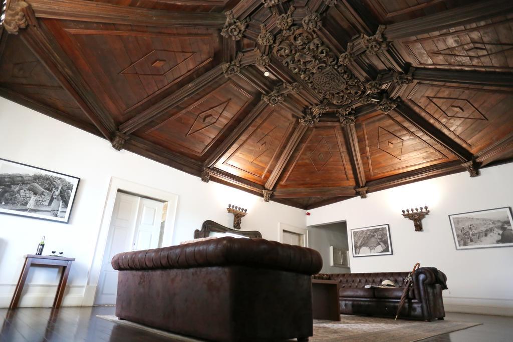 Douro Scala Hotel Mesao Frio Ngoại thất bức ảnh The ceiling of the main hall