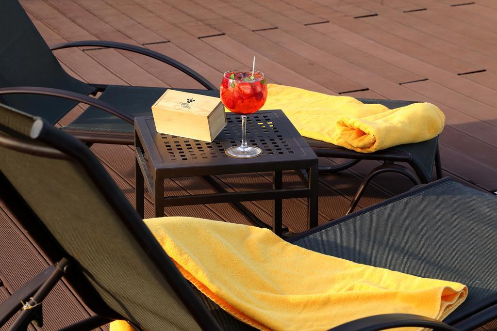 Douro Scala Hotel Mesao Frio Ngoại thất bức ảnh A Campari Spritz